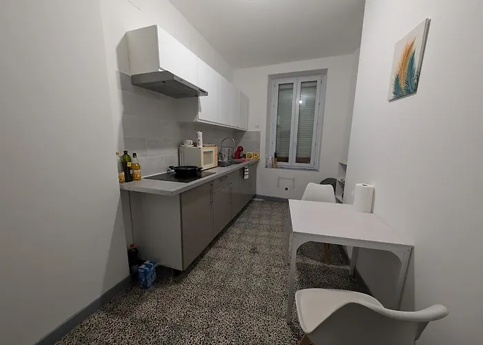 Lägenhet Agreable 65 M2 Type 3 Centre-ville Narbonne